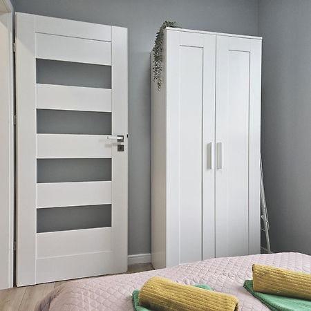 Urban Jungle - Grey Apartment بياليستوك المظهر الخارجي الصورة
