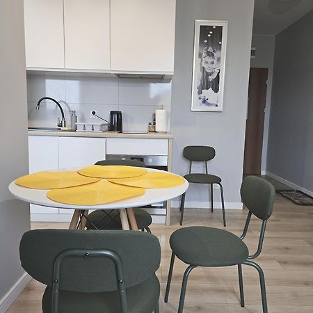 Urban Jungle - Grey Apartment بياليستوك المظهر الخارجي الصورة